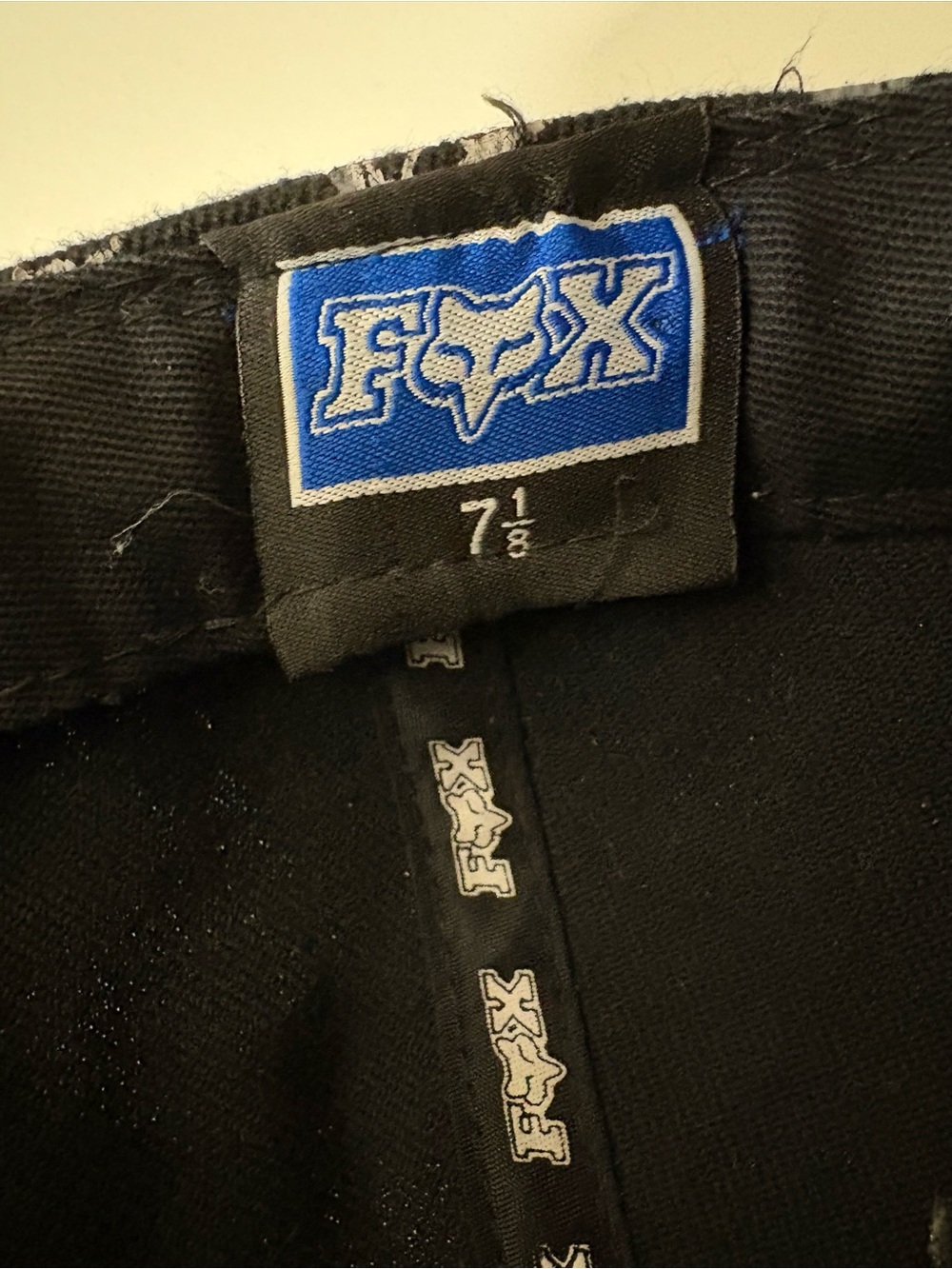 Y2K Fox Racing Fitted Hat Cap all over print 7 1/8 - Picture 6 of 6